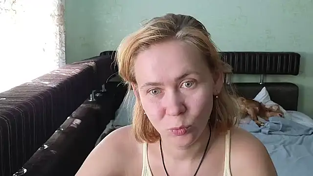 Riley_Roo: онлайн-секс-чат