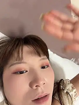MM-798798 即時 XXX 聊天