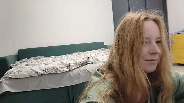 Chat +18 de KateVibe_01 ao vivo