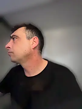 Show modela 1jonh3 na web-kameri