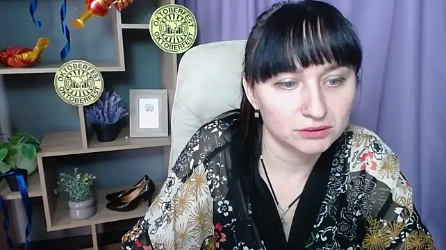 XXX chat uživo modela NinaFlawlees
