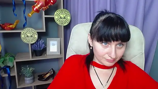 XXX chat uživo modela NinaFlawlees