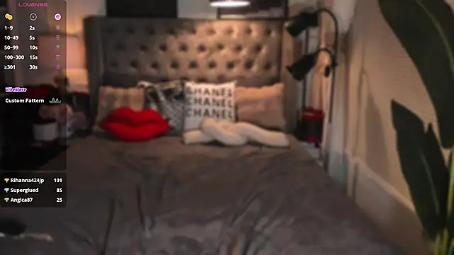 ParisianDoll's Live XXX Chat