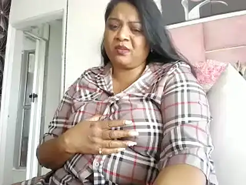 IndianDelia Live XXX Chat