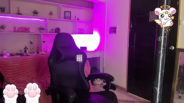 Онлайн чат XXX la_bommbastic