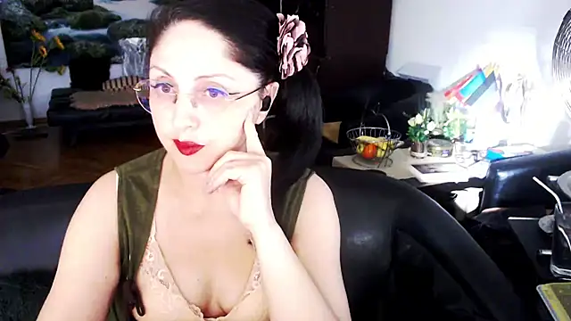 Chat XXX en directo de Imperatriza