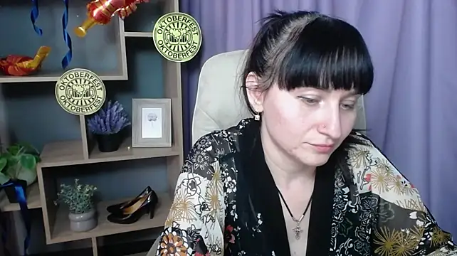 NinaFlawlees' Live XXX Chat