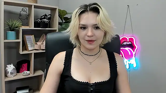 צ'אט XXX בשידור חי של SweetLilyxo