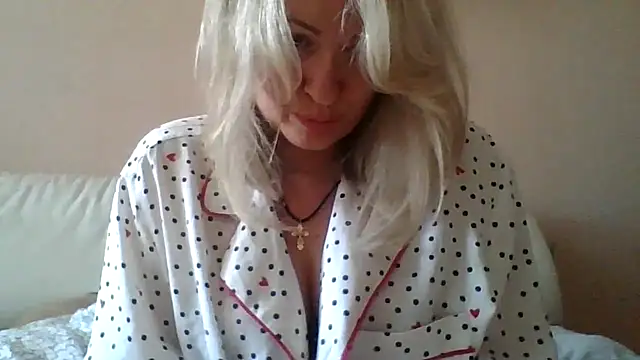 Mary888x élő XXX-chatje