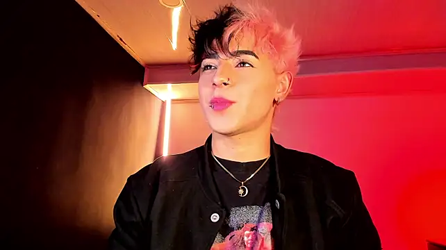 XXX chat uživo modela Dominik_Eclipse