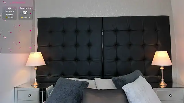 AriRose Chat XXX live