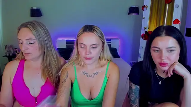Chat XXX en directo de MagicEyess