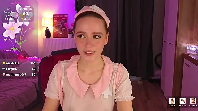 Emillias live XXX chat