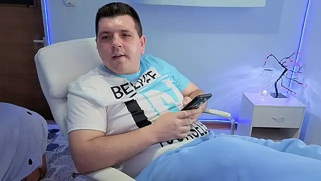 دردشة JasonJacks الجنسية المباشرة
