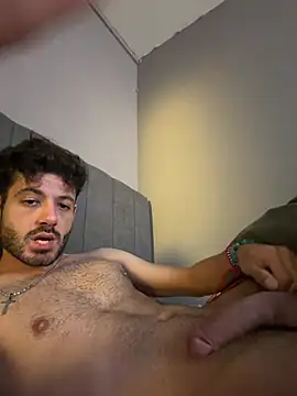 massimobellini's Live XXX Chat