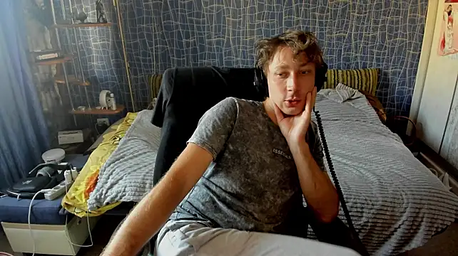 CuteBoy228 Chat XXX live