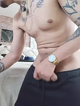 AlphaMasterXxx live XXX chat