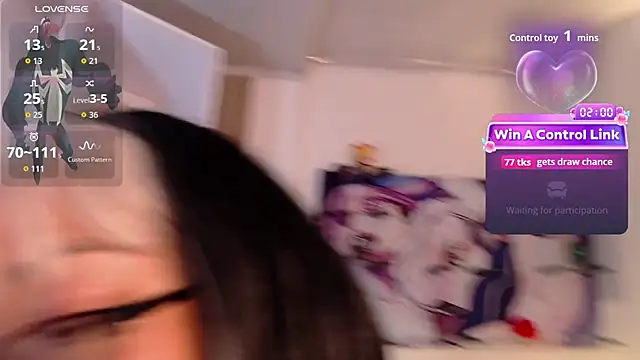 Chat +18 de mieruco_chan ao vivo