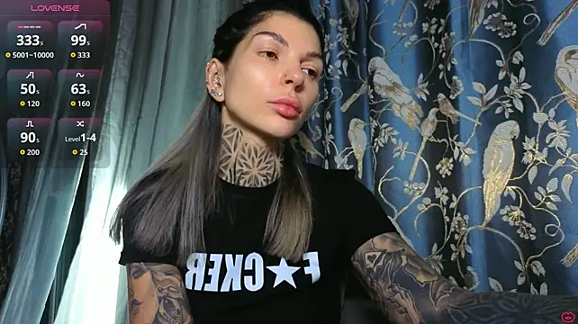 tattooedBabyyのライブXXXチャット