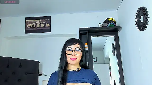 XXX chat uživo modela Vicky_hotmilf