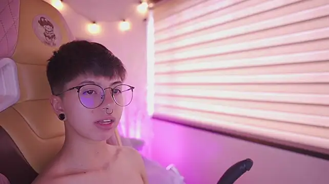 Chat XXX Live tommy_blue
