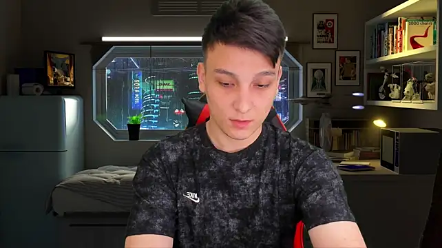 Justin_time111 Adlı Modelin Canlı XXX Sohbeti