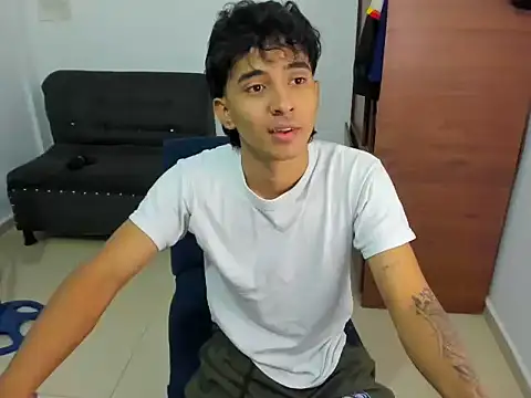 แชท XXX สดของ noah_sexy