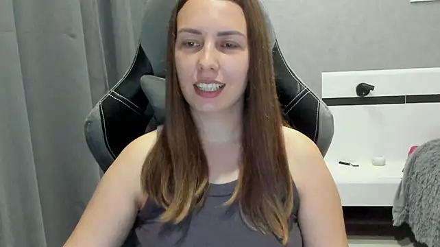 Mia_shy1's Live XXX Chat