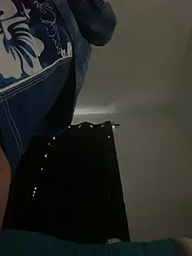 XXX chat uživo modela GusanoDelicioso