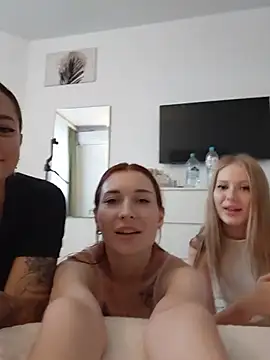 moretheninfinity Chat XXX live