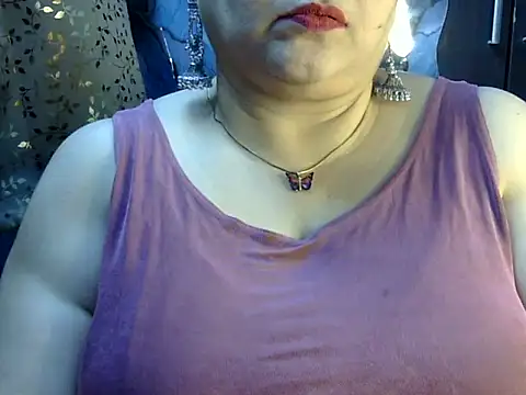 צ'אט XXX בשידור חי של Soniya_Sha