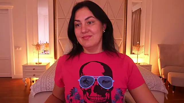 VelvetLuck's Live XXX Chat