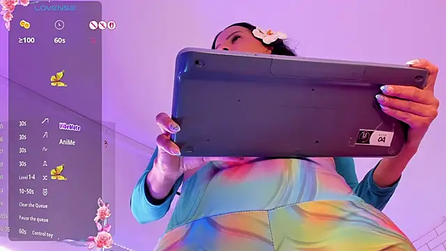 Chat +18 de Coco_Balenciaga_ ao vivo