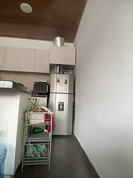 Mrs__justin লাইভ XXX চ্যাট