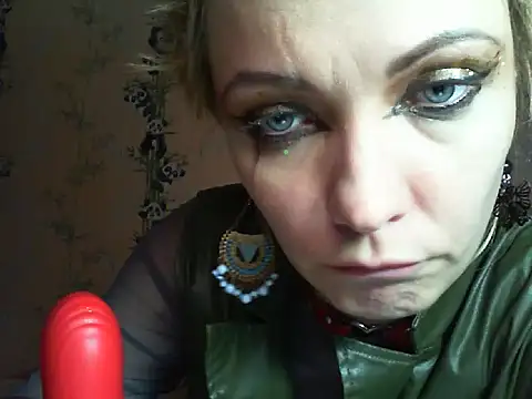 WildMissNiks' Live XXX Chat