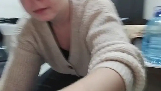 XXX chat uživo modela SusieDrentlaw