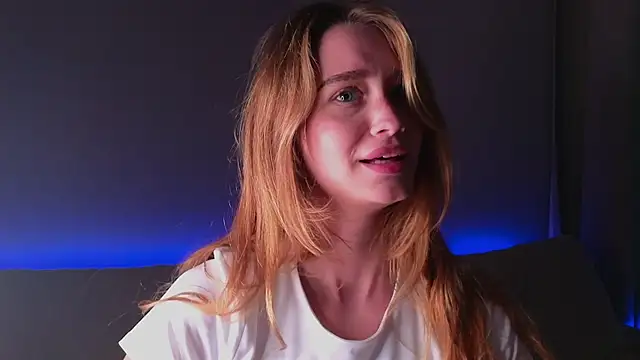 Chat +18 de AliviaWithLove ao vivo