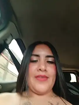 MAYE__13 – Naživo XXX chat
