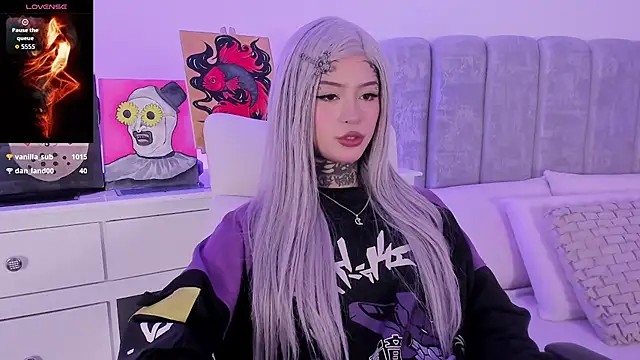 doll__bella Adlı Modelin Canlı XXX Sohbeti