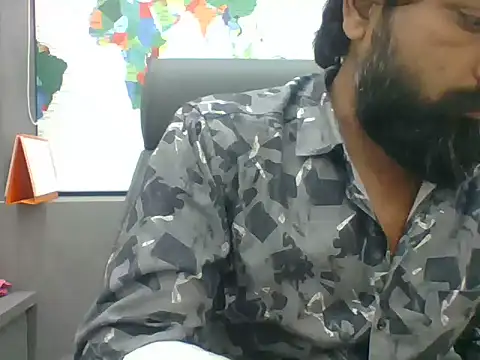 Show modela autophile-indian na web-kameri