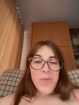 Chatroom XXX en direct de MommmyYummy