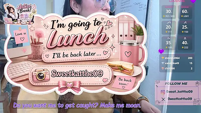 Chat +18 de Sweetkatthe09 ao vivo
