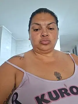 Juli_grandestetas' Live XXX Chat