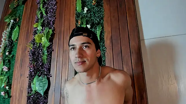 Chatroom XXX en direct de Andy_Joy_
