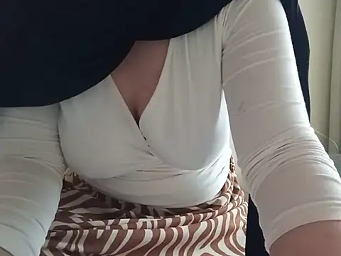 gizzz34 Live XXX-chat