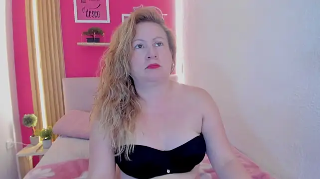 MonyCassius Live XXX Chat