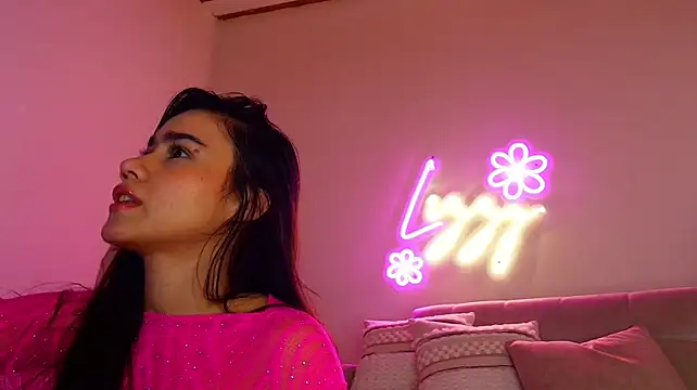 Chat XXX ao vivo de Lizzy_kanee