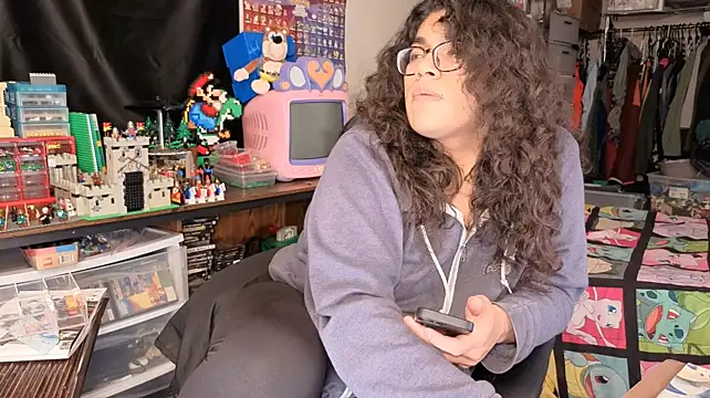 צ'אט XXX בשידור חי של ShinyCherub