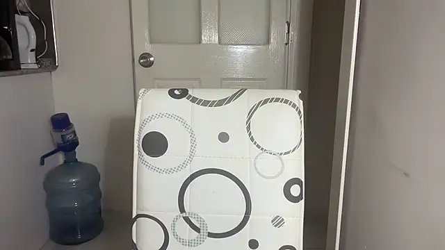 Živý XXX chat Ceyceys