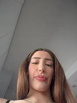 IvonneJoy Chat XXX live